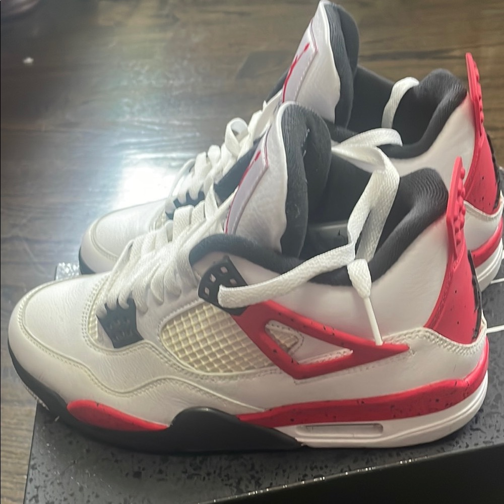 Jordan Air 4 Retro White/Fire Red-Black